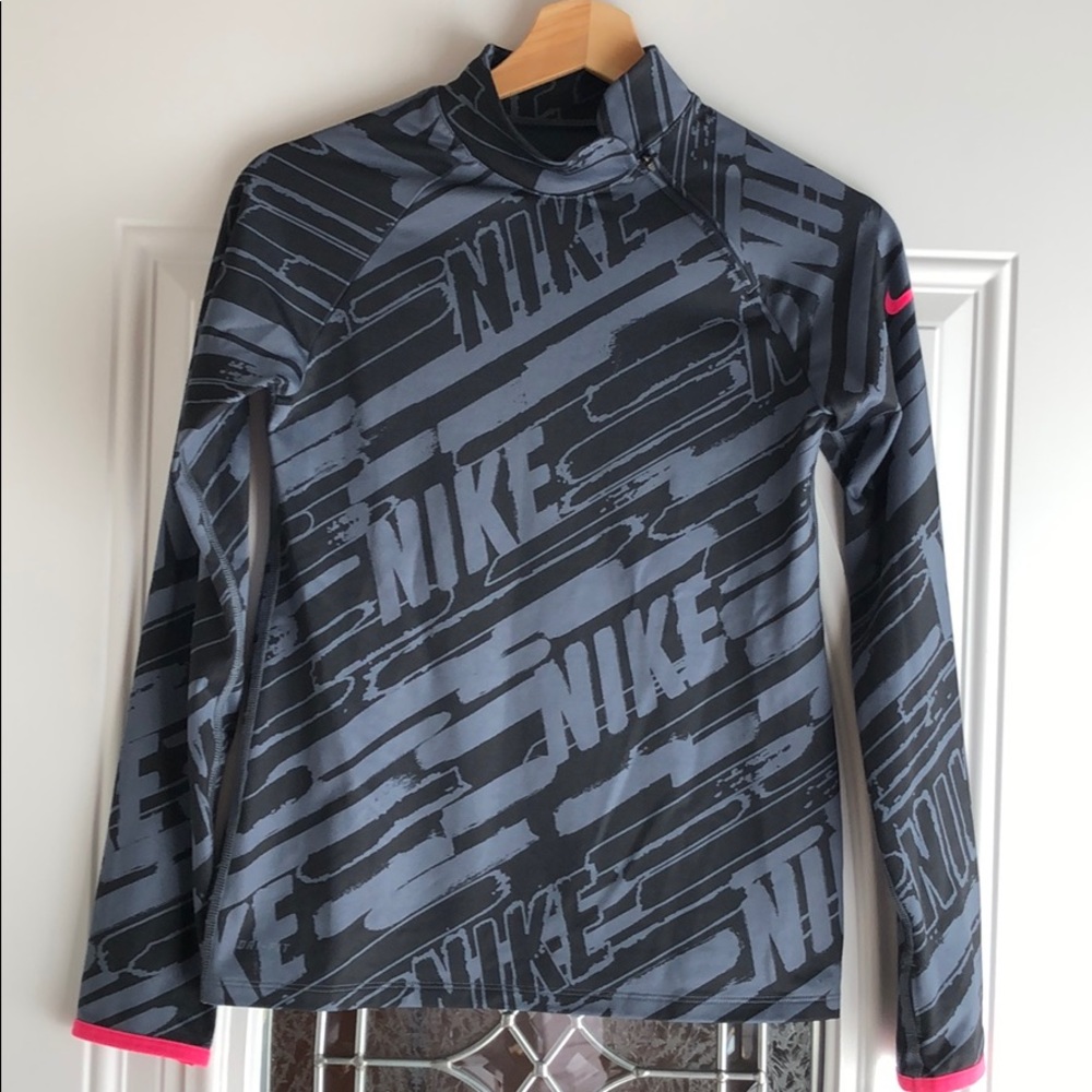 Girls Nike pro top